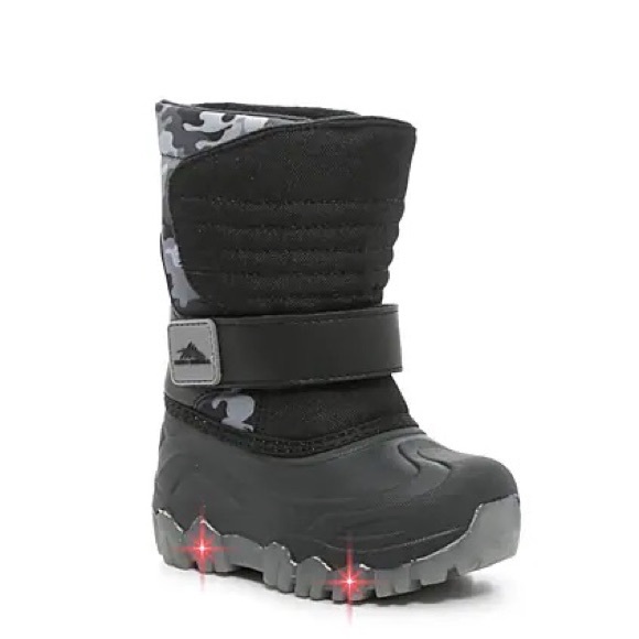 Kids In Box High Sierra Camo Light-Up Snow Boot - Picture 1 of 4